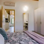 Italian Experience-zena * Cupramontana