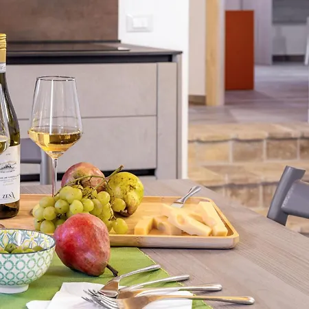 Italian Experience-zena Cupramontana