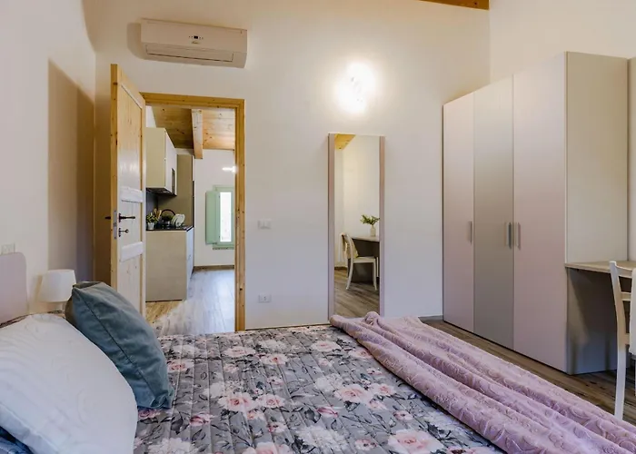 Italian Experience-zena * Cupramontana